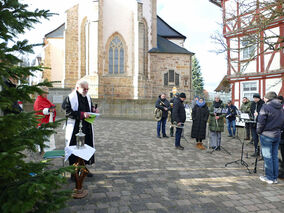 Feier des „Weihnachtsfriedens“ in Naumburg (© Karl-Franz Thiede)